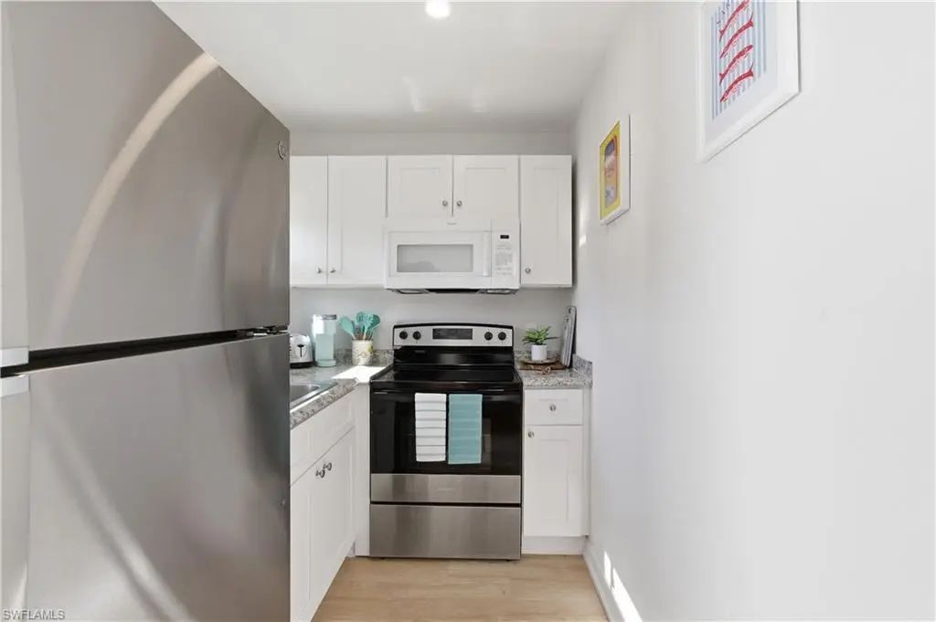 2147 Washington Ave Unit A, Naples