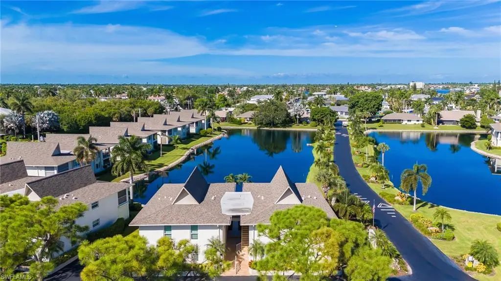 64 Georgetown Blvd 64, Naples