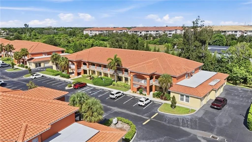 15999 Mandolin Bay Dr 202, Fort Myers