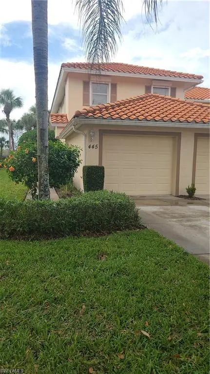 445 Robin Hood Cir 201, Naples