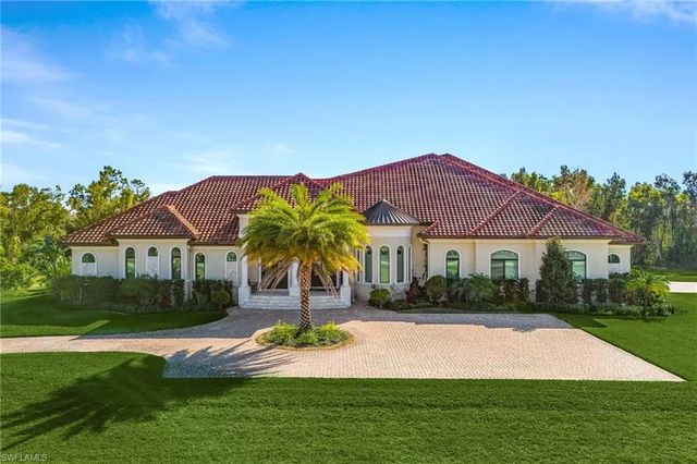 Photo of 8250 Penzance Blvd, FORT MYERS FL