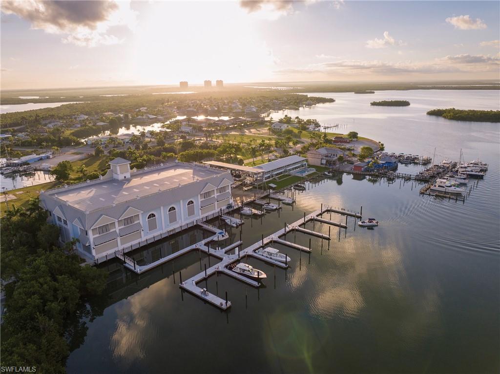 250 Capri Blvd, NAPLES
