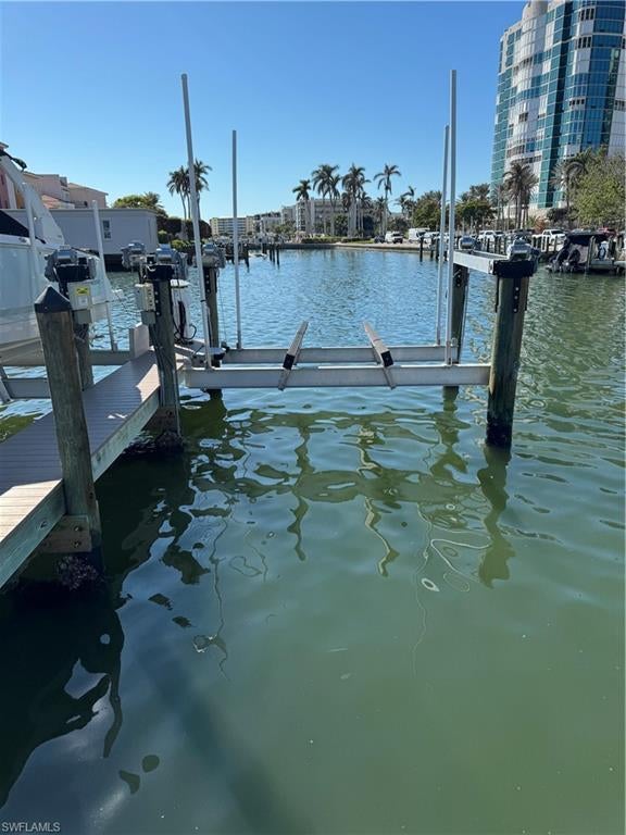 4090 Gulf Shore Blvd N, NAPLES