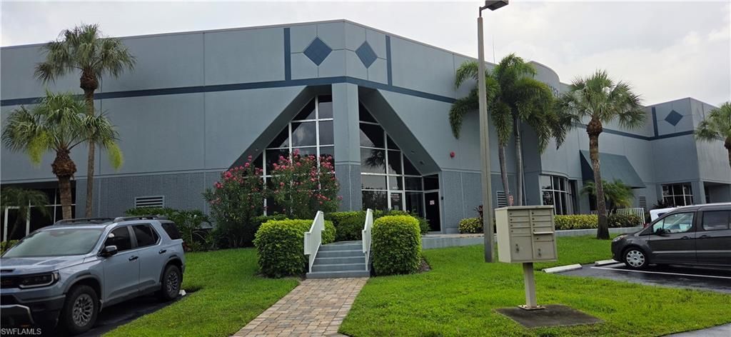 13830 Jetport Commerce Pkwy 3, FORT MYERS