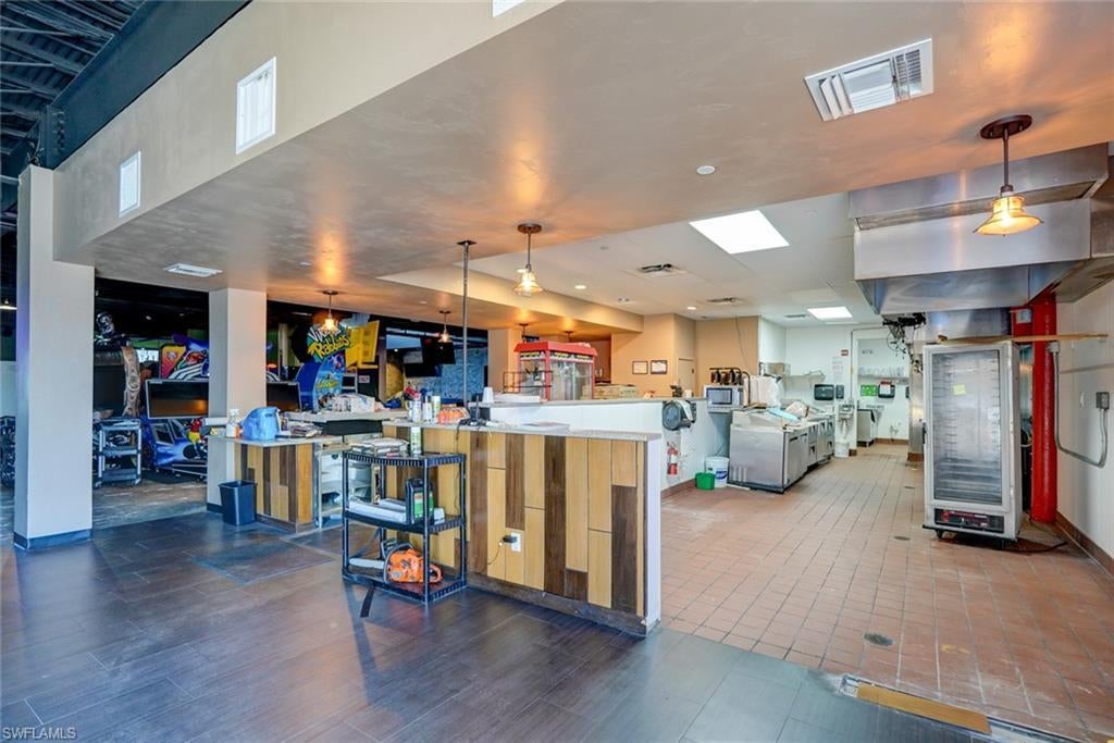 17455 Summerlin Rd, FORT MYERS, FL, 33908