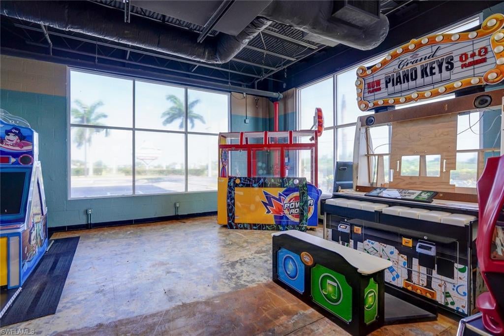 17455 Summerlin Rd, FORT MYERS, FL, 33908