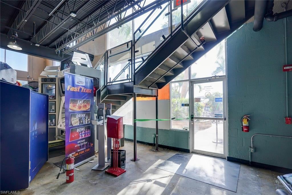 17455 Summerlin Rd, FORT MYERS, FL, 33908