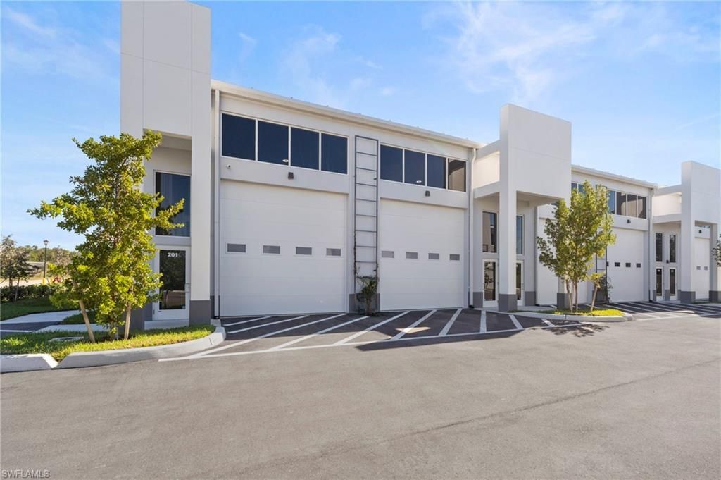 3588 Plover Ave 103, NAPLES