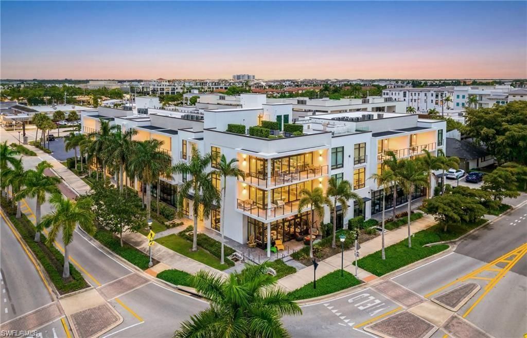 850 Central Ave 150, NAPLES