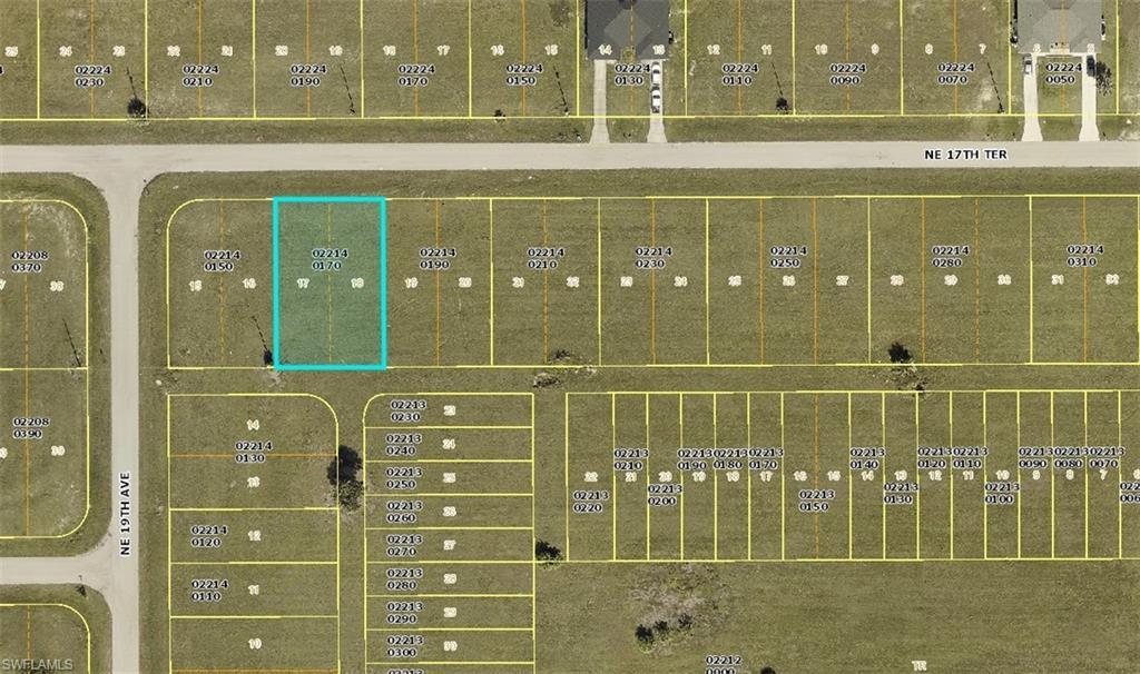 1910 Ne 17th Ter, CAPE CORAL