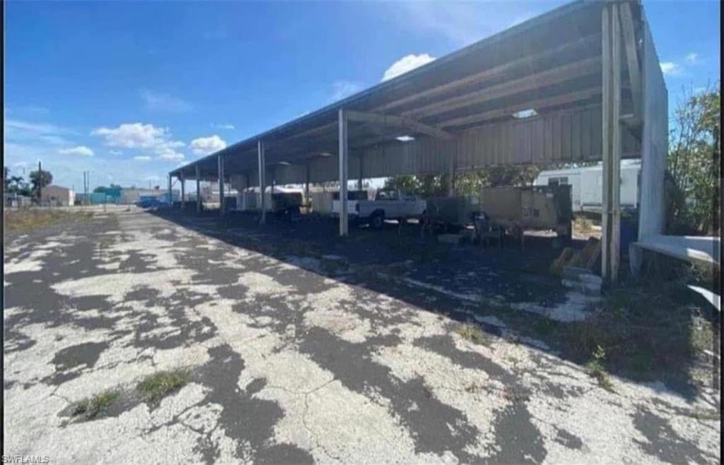 1069 N Tamiami Trl, NORTH FORT MYERS