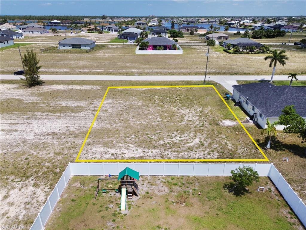 4230 Nw 34th Ter, CAPE CORAL