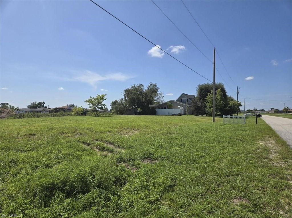 1429 Ne 19th Ave, CAPE CORAL