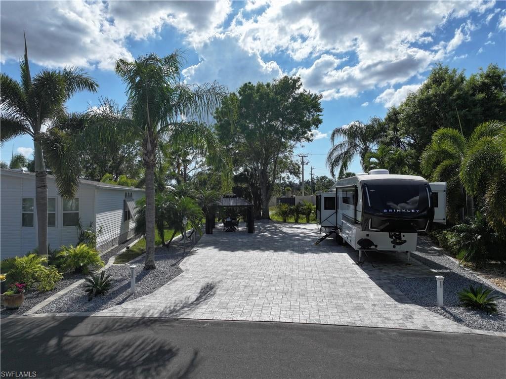 5870 Maplewood Ct, FORT MYERS