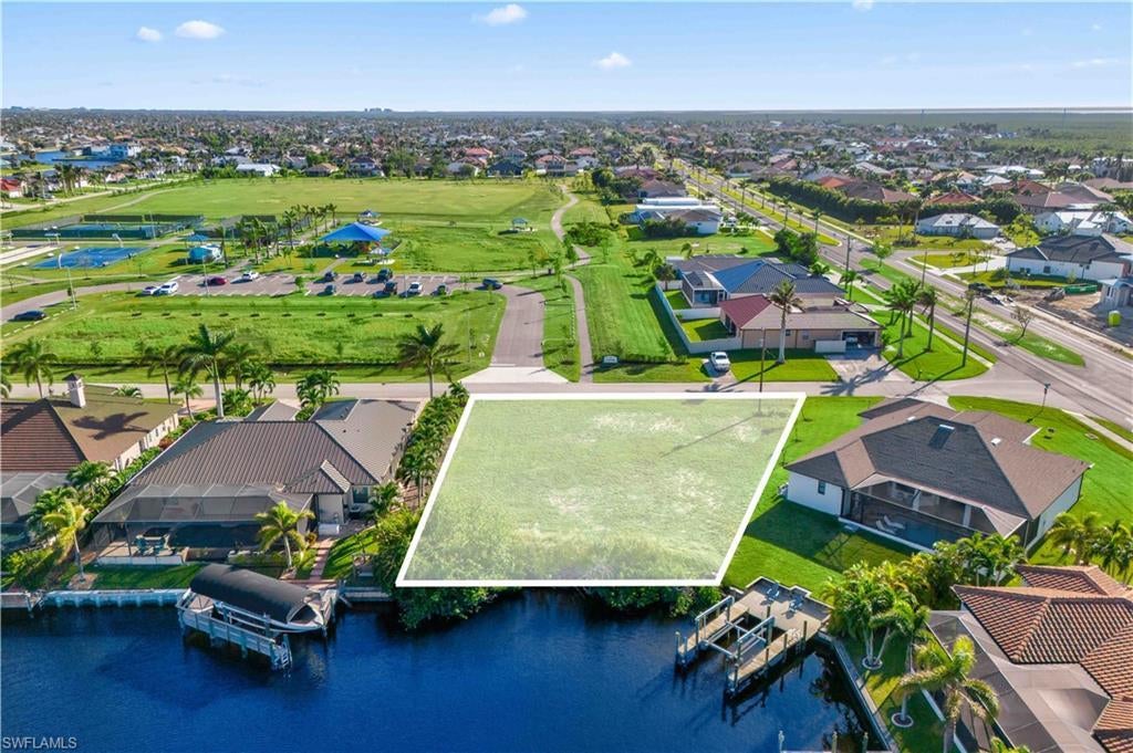 2719 Sw 43rd Ter, CAPE CORAL