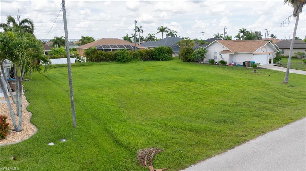 2247 Sw 27th St, CAPE CORAL