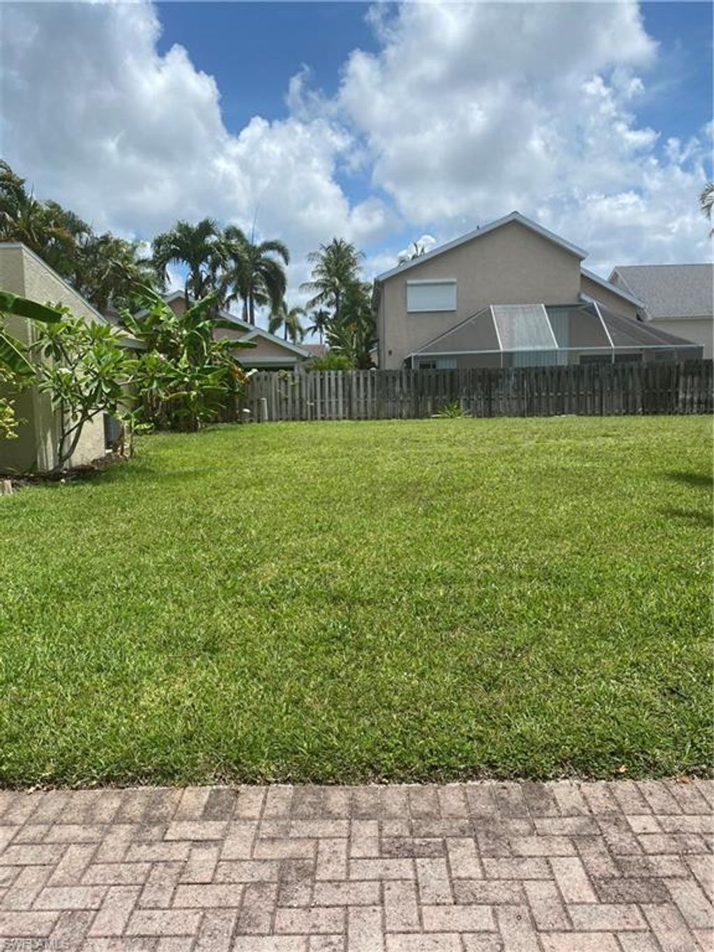 3710 Weymouth Cir, NAPLES