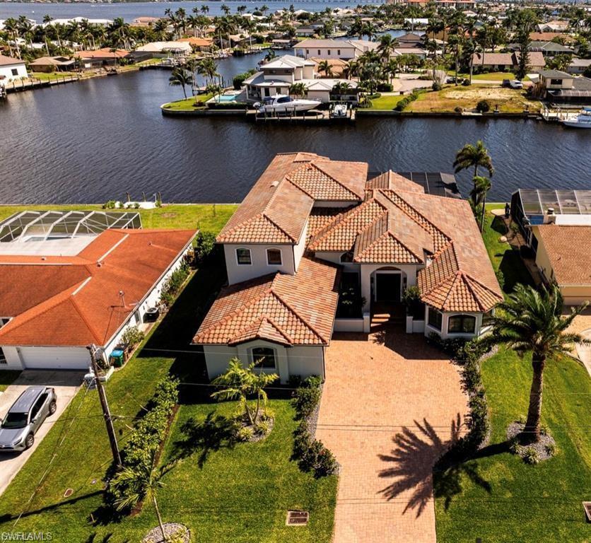 1950 Se 36th St, CAPE CORAL