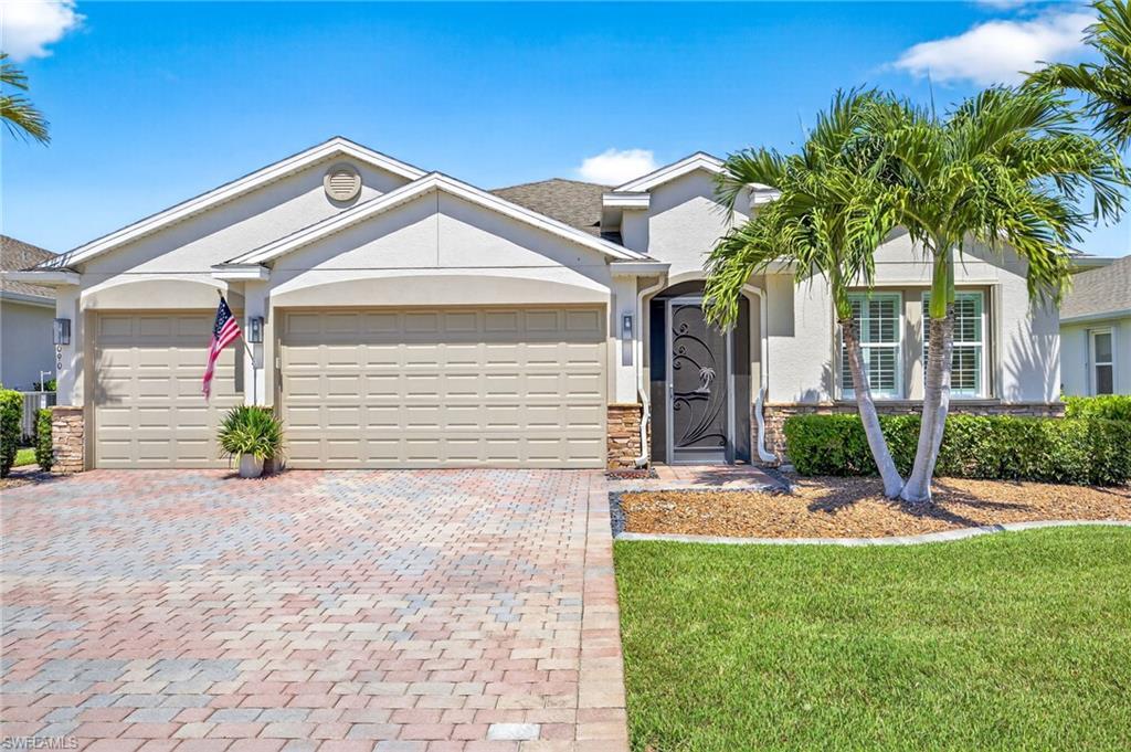 3090 Amadora Cir, CAPE CORAL