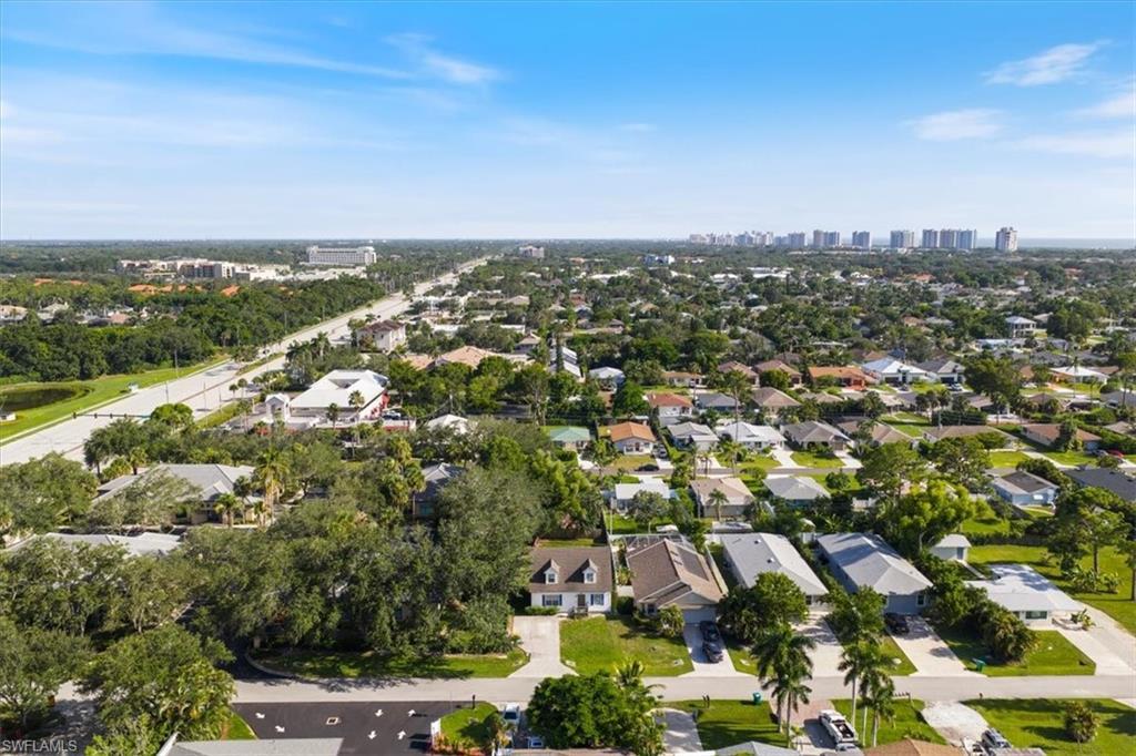 864 100th Ave N, NAPLES