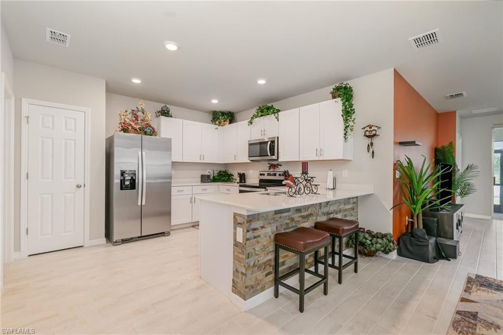 20184 Camino Torcido Loop, NORTH FORT MYERS