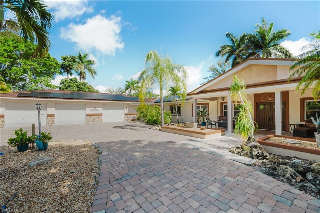 2475 Bridge Rd, NORTH FORT MYERS