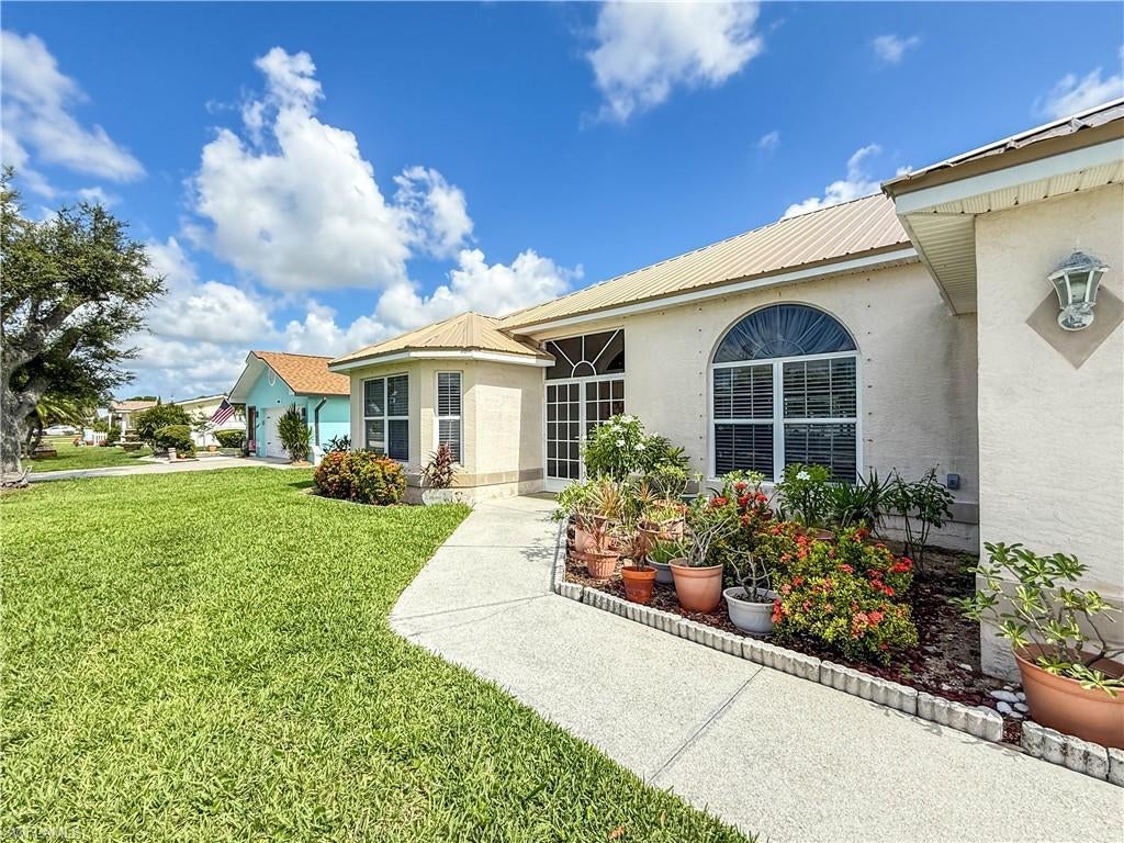 1507 Se 25th Ter, CAPE CORAL