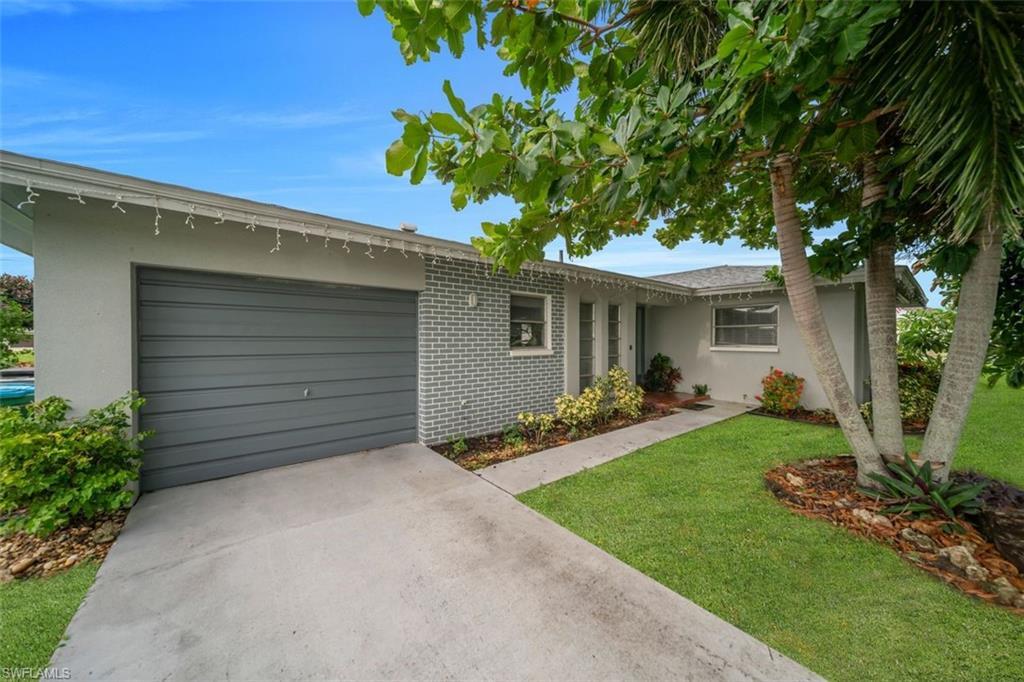 1119 Se 37th St, CAPE CORAL