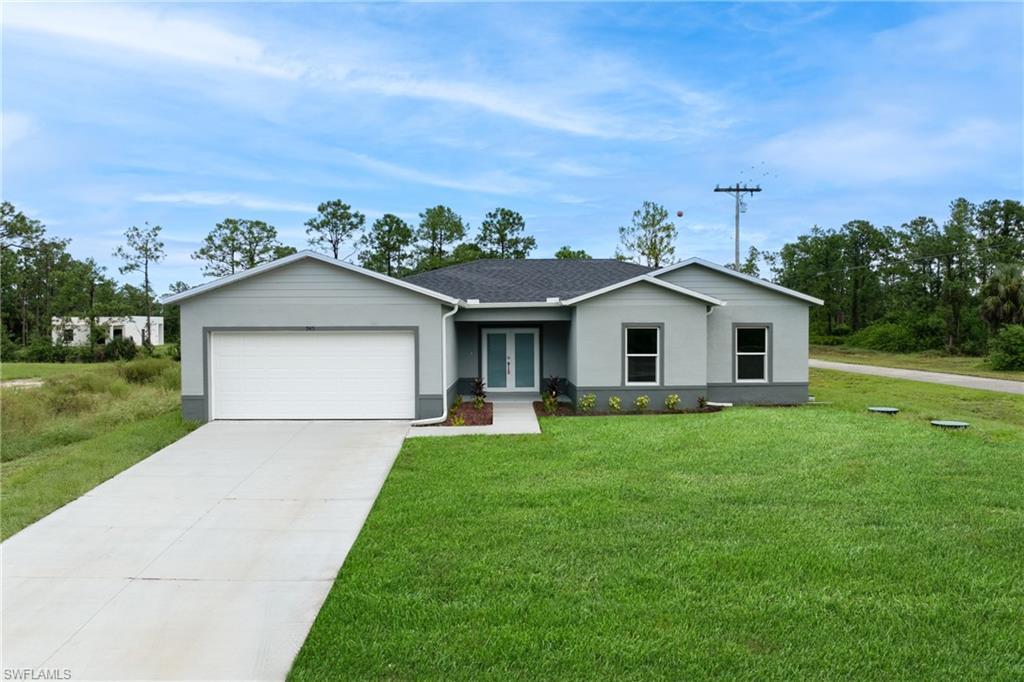 945 Butler St E, LEHIGH ACRES