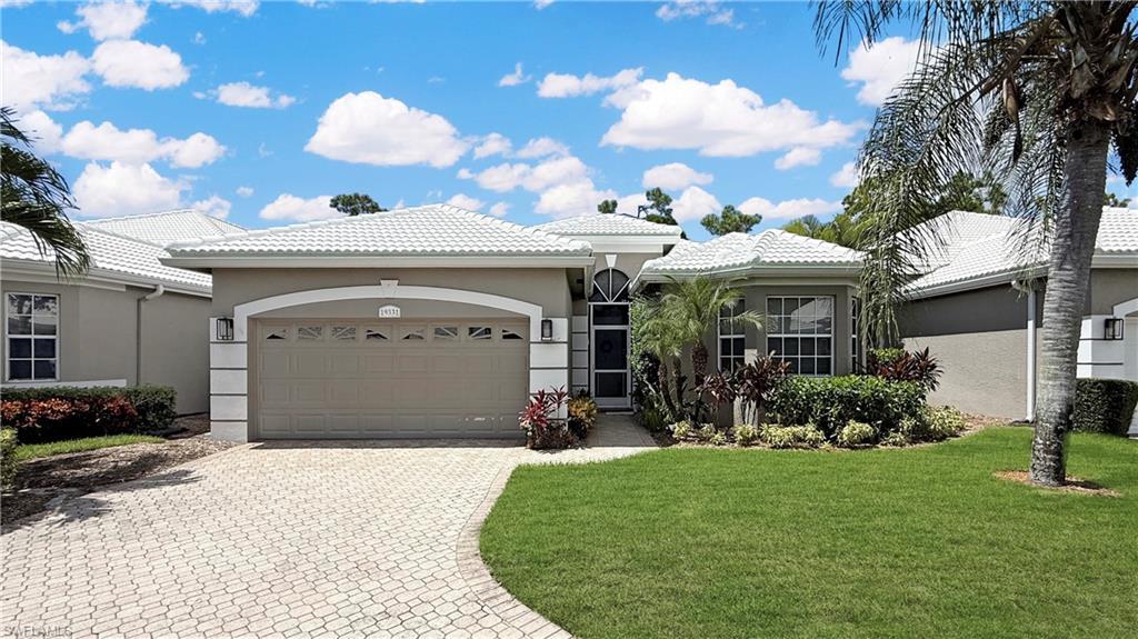 19331 Silver Oak Dr, ESTERO