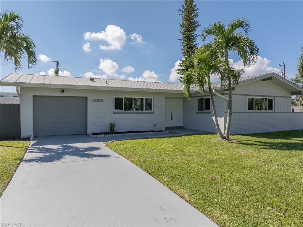 404 El Dorado Pkwy E, CAPE CORAL