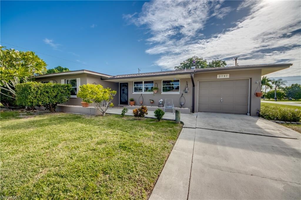 2717 Se 17th Pl, CAPE CORAL