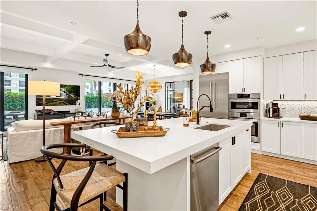 Photo of Listing #2025013279