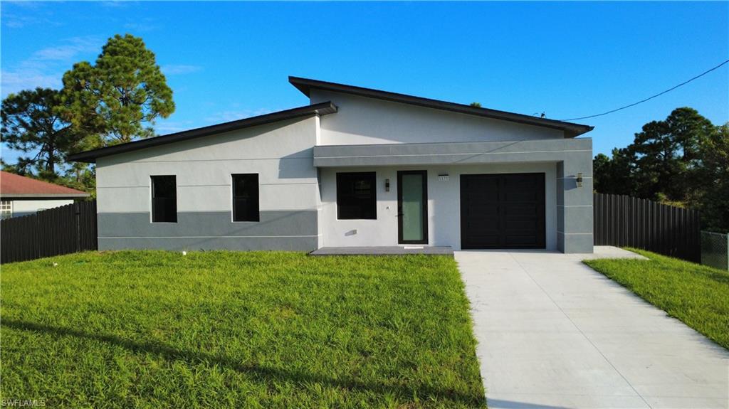 1131 Fogia St E, LEHIGH ACRES