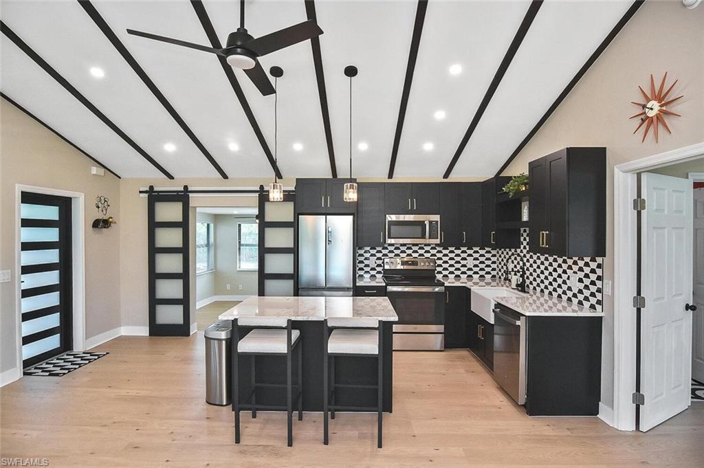 1922 Flamingo Dr, NORTH FORT MYERS