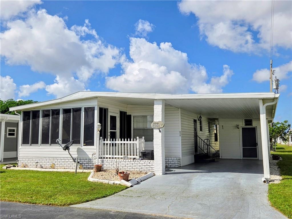 836 Peaceful Dr, NORTH FORT MYERS
