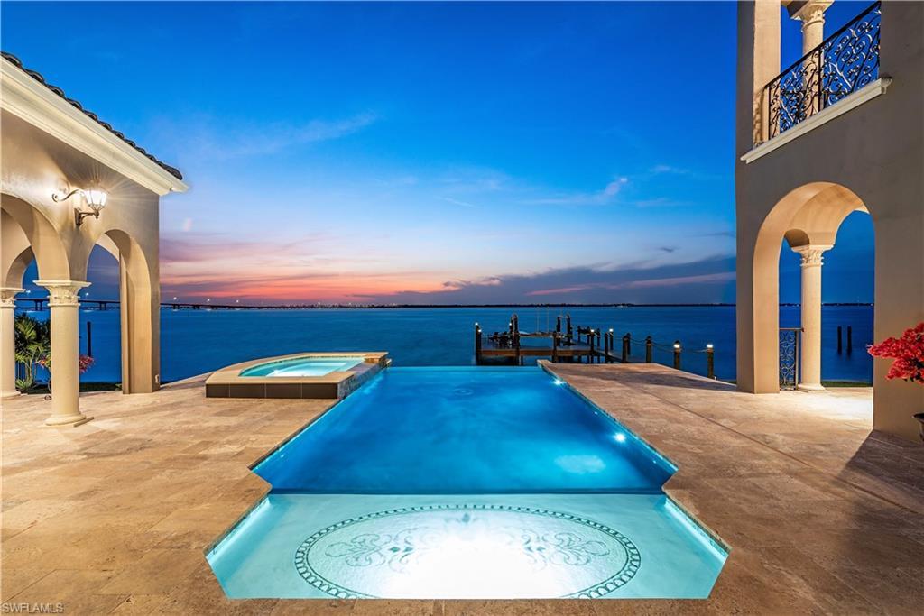 3914 W Riverside Dr, FORT MYERS