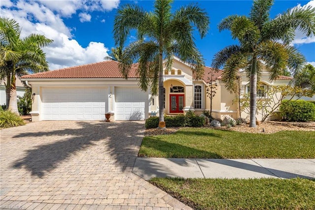 Photo of 13717 Bald Cypress Cir, FORT MYERS FL