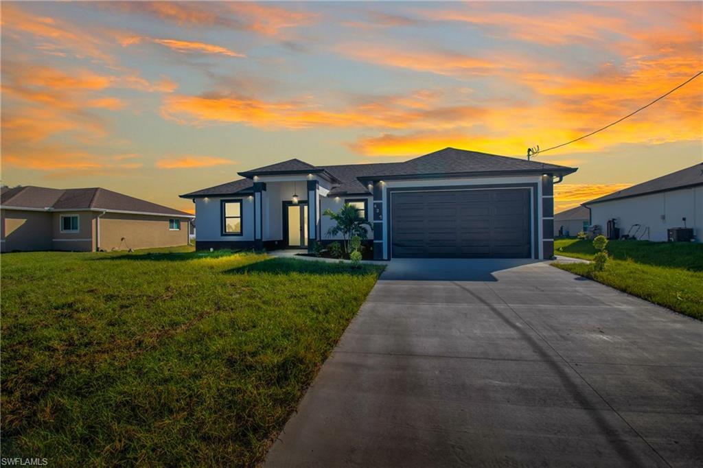 427 Petite Ave, LEHIGH ACRES