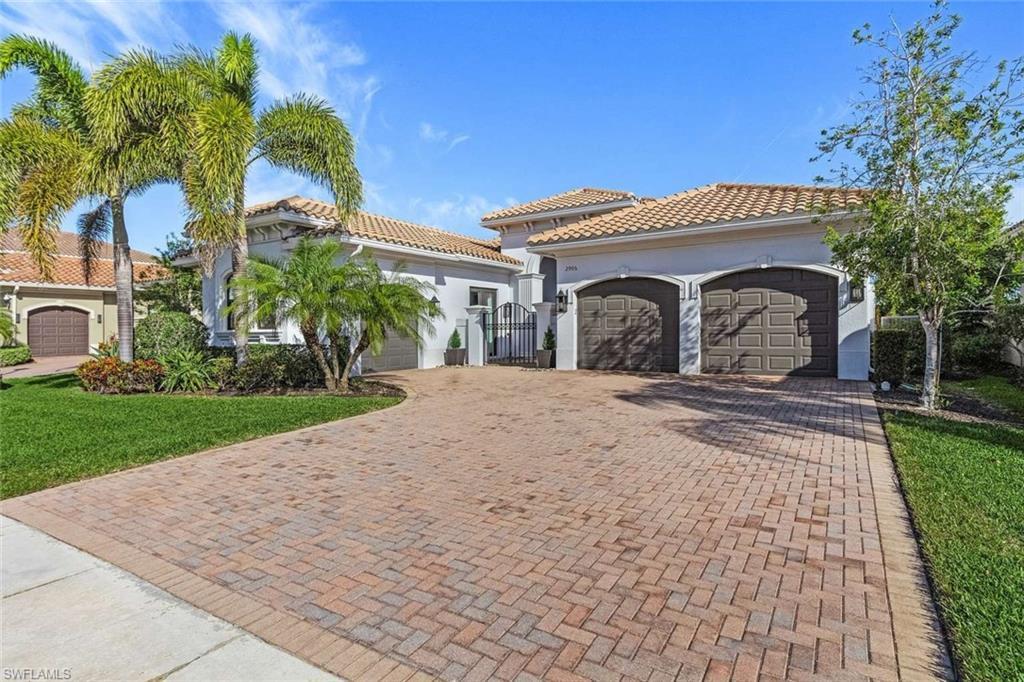 2906 Cinnamon Bay Cir, NAPLES