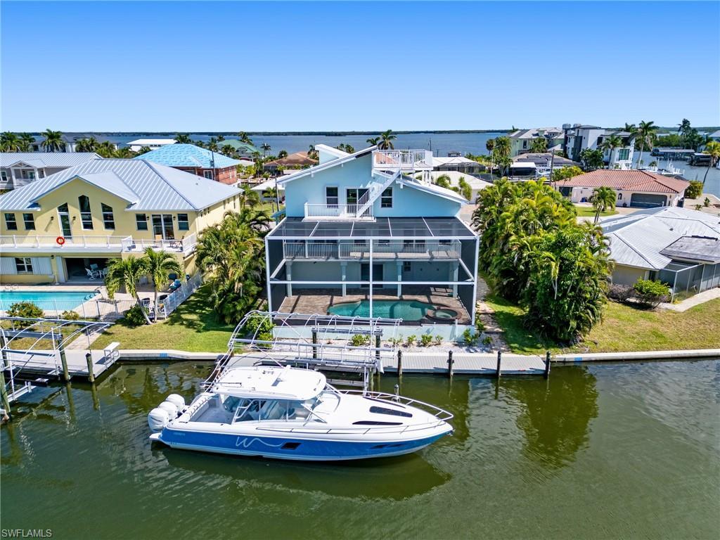 26 Palmview Blvd, FORT MYERS BEACH