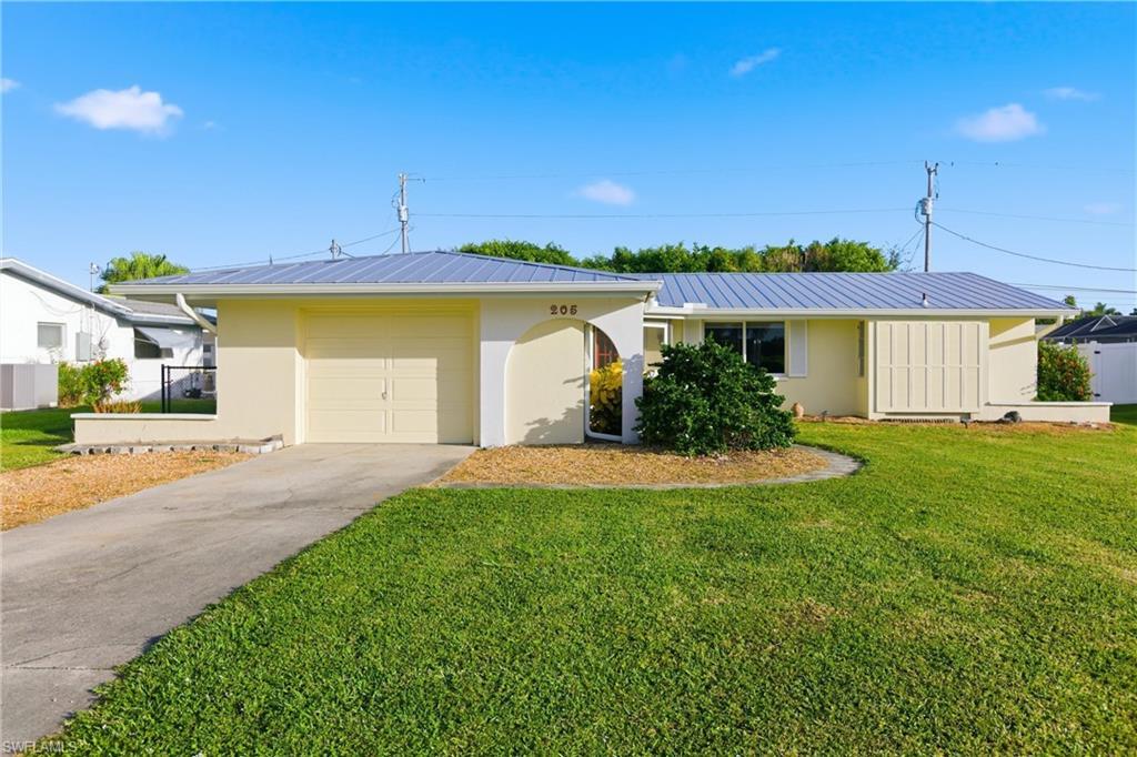 205 Se 44th Ter, CAPE CORAL