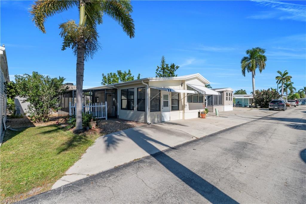 5528 Black Pug Dr, FORT MYERS