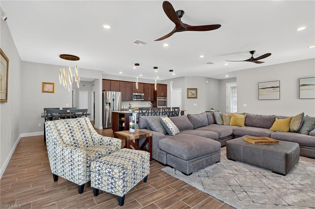 Photo of Listing #2025021176