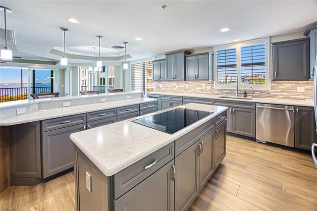 15140 Harbour Isle Dr 502, FORT MYERS