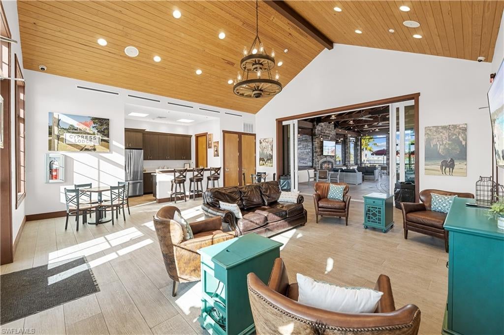 42363 Edgewater Dr, PUNTA GORDA, FL, 33982