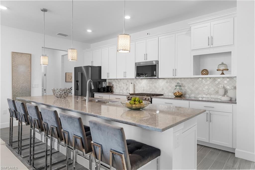 42363 Edgewater Dr, PUNTA GORDA, FL, 33982