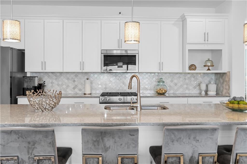 42363 Edgewater Dr, PUNTA GORDA, FL, 33982