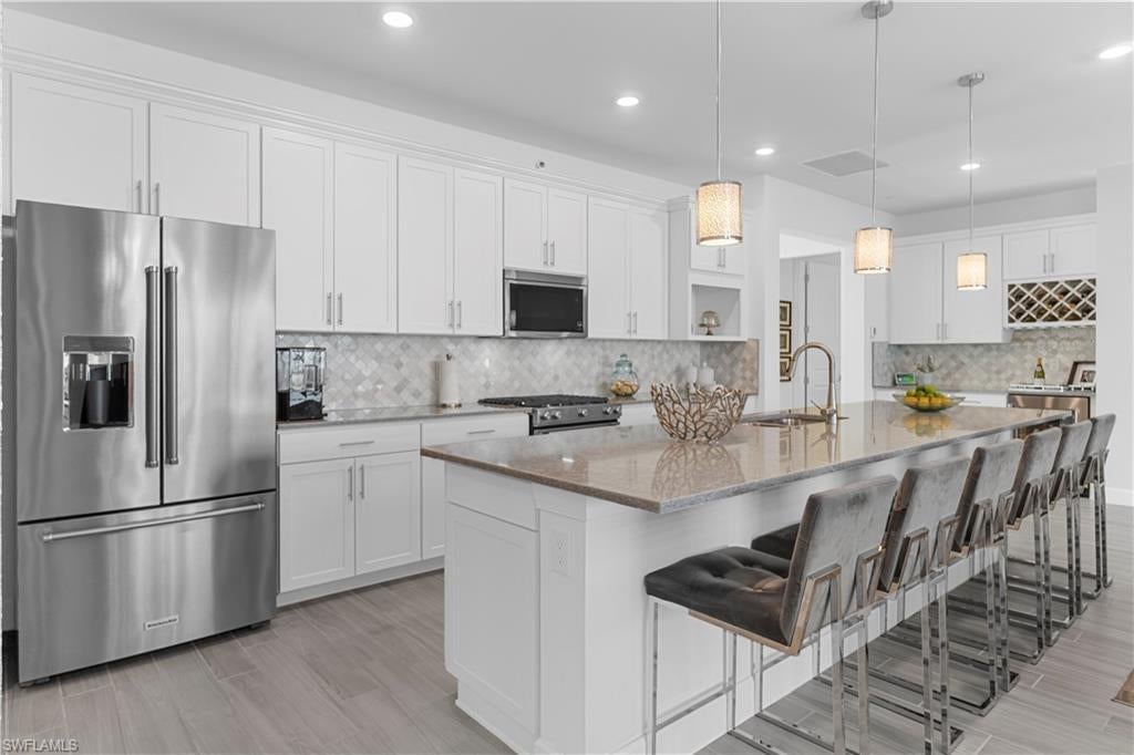 42363 Edgewater Dr, PUNTA GORDA, FL, 33982