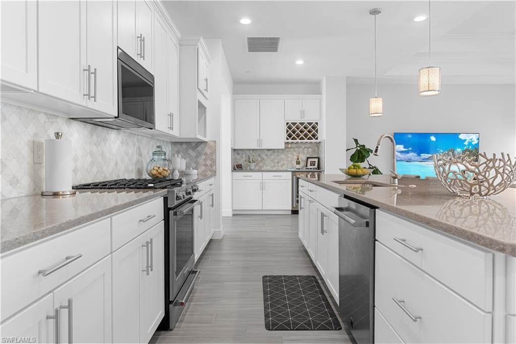 42363 Edgewater Dr, PUNTA GORDA, FL, 33982